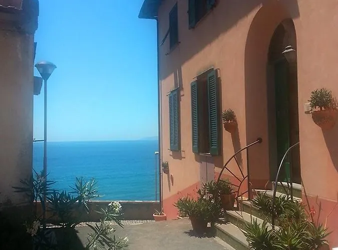 Arcipelago Toscano بيومبينوا