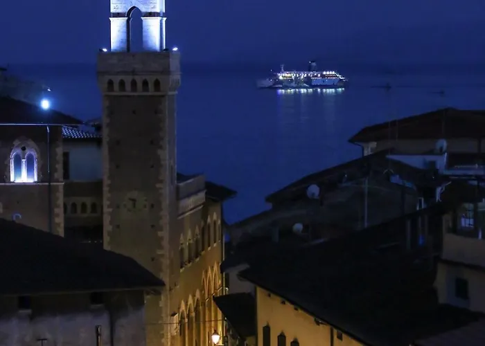 Arcipelago Toscano بيومبينوا