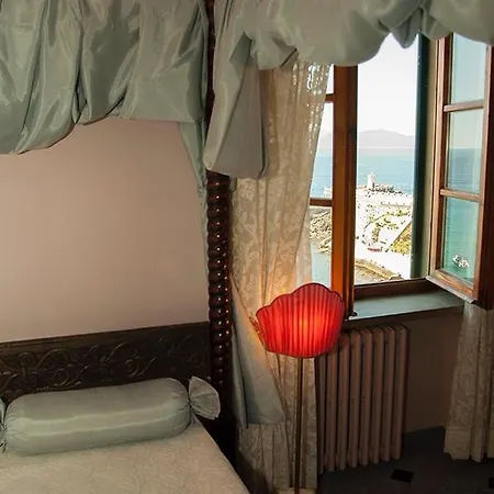 Arcipelago Toscano Bed & Breakfast *